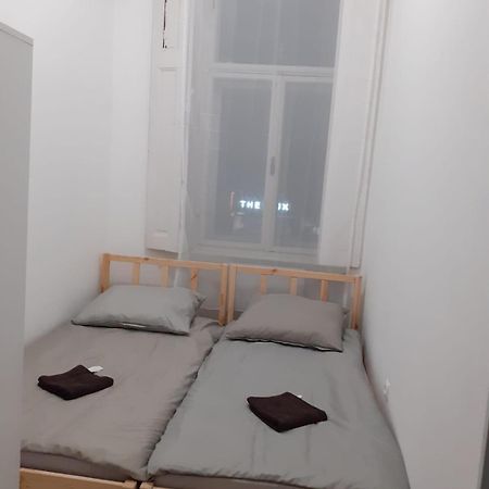 Fantomas*** City Center Apartments No2 3Bedroom + Living Room Szombathely Exterior photo